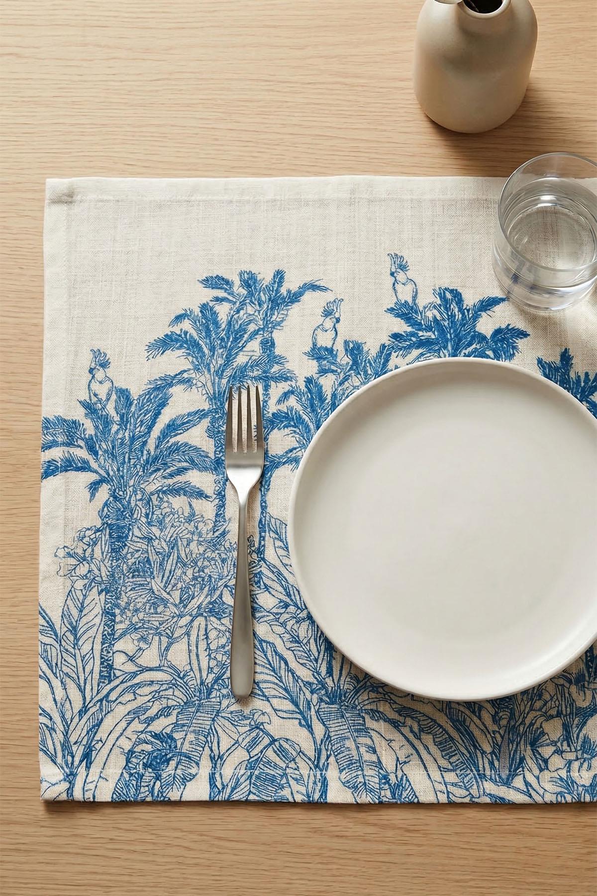 4-Piece Stain-Resistant & Non-Iron Botanical Placemat Set (35 x 45 cm)