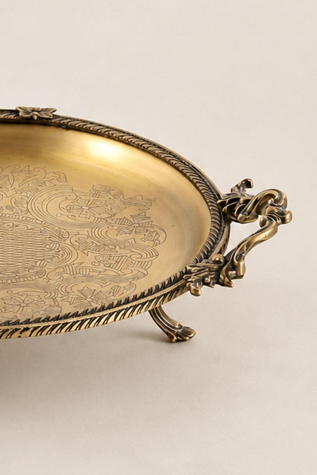 Kessa Antique Detail Round Tray with Handles (25 cm)