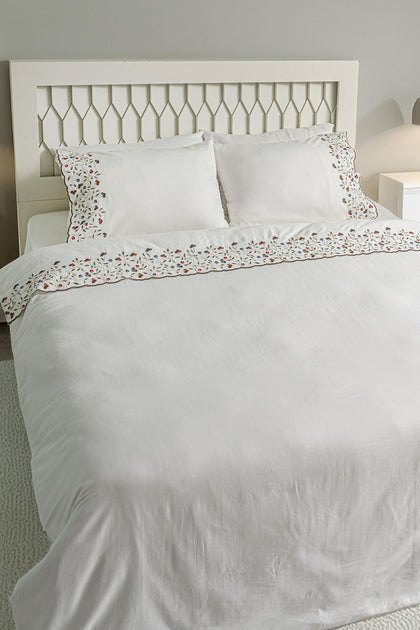 Livano Colorful Floral Embroidered Cotton Satin Double 6-Piece Duvet Cover Set