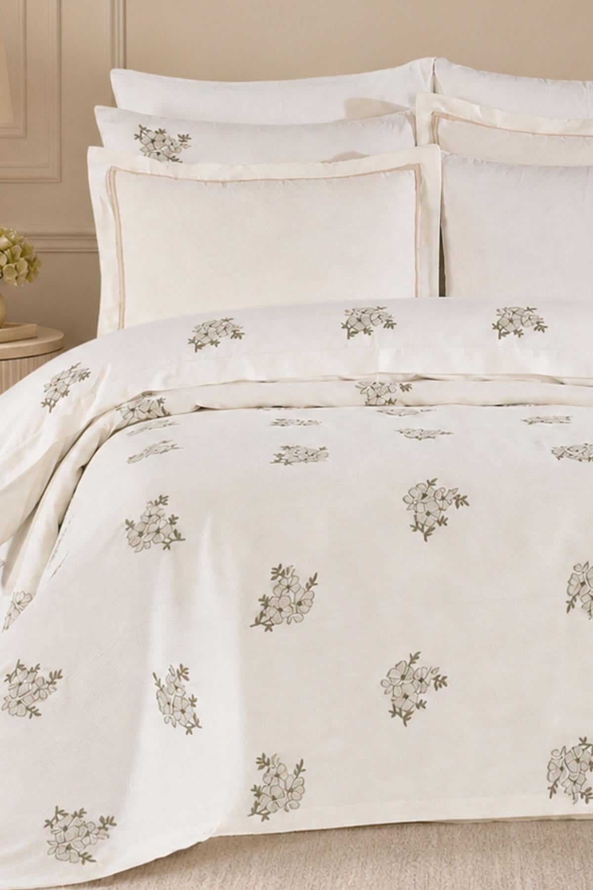 Nella Floral Pattern Double 9 Piece Duvet Cover + Pique Set