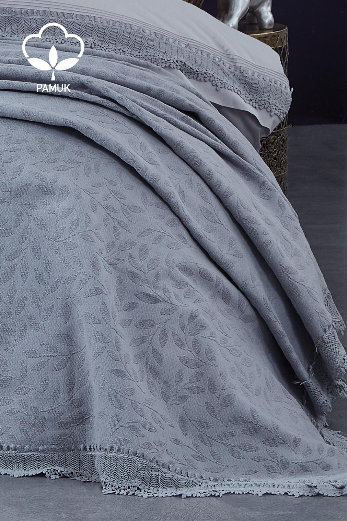 Cadiz Lace Double 7 Piece Duvet Cover + Blanket Set