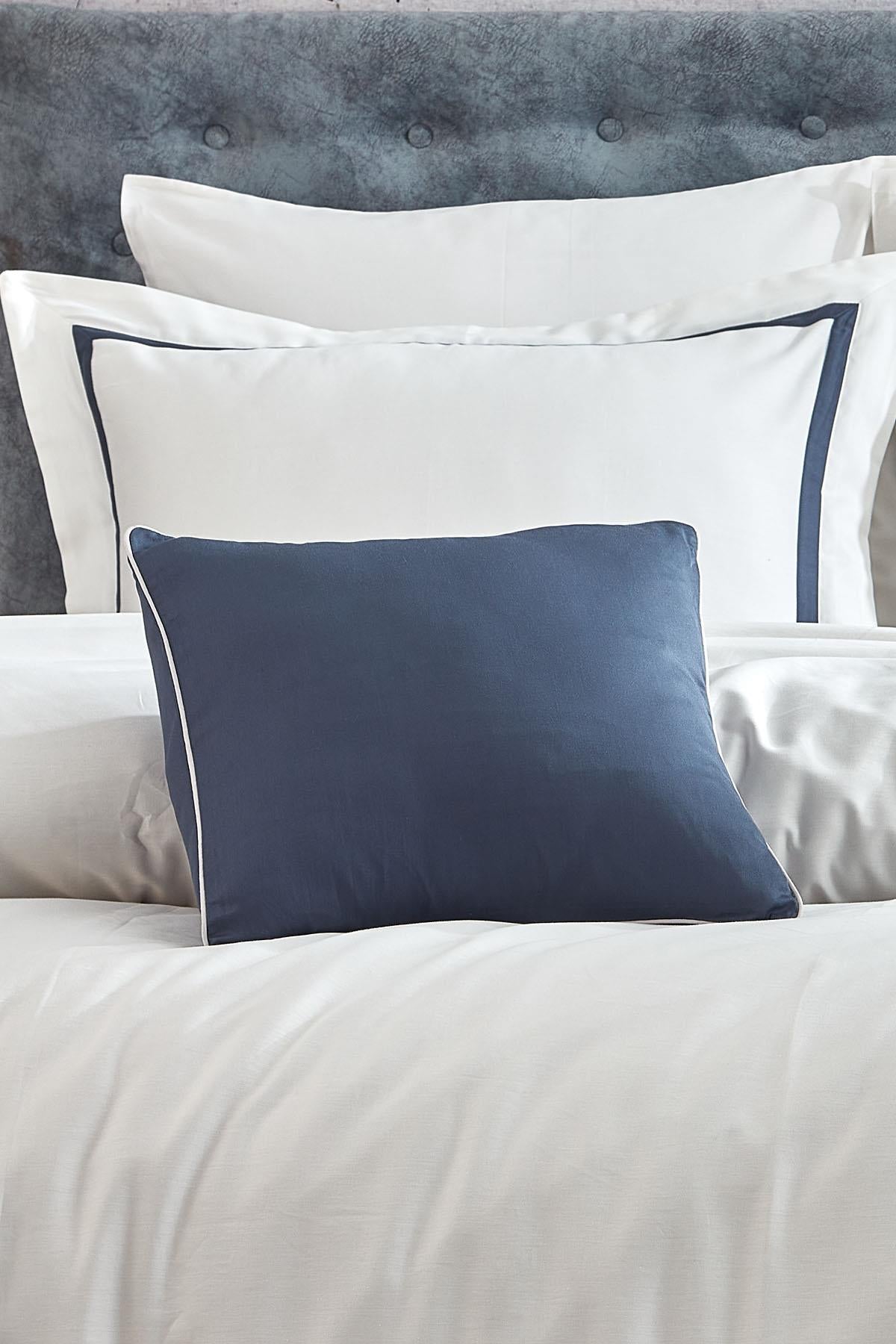 Carisma Biella Cotton Sateen Double Seven-Piece Duvet Cover Set