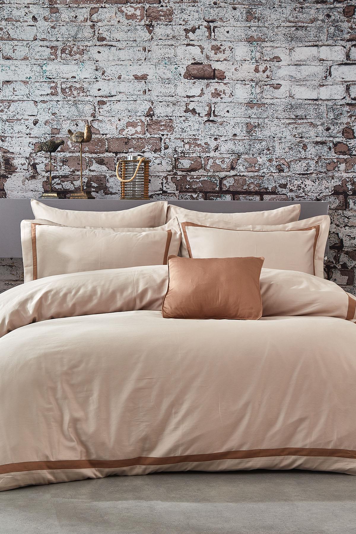 Carisma Piped Cotton Sateen King Size 7-Piece Duvet Cover Set