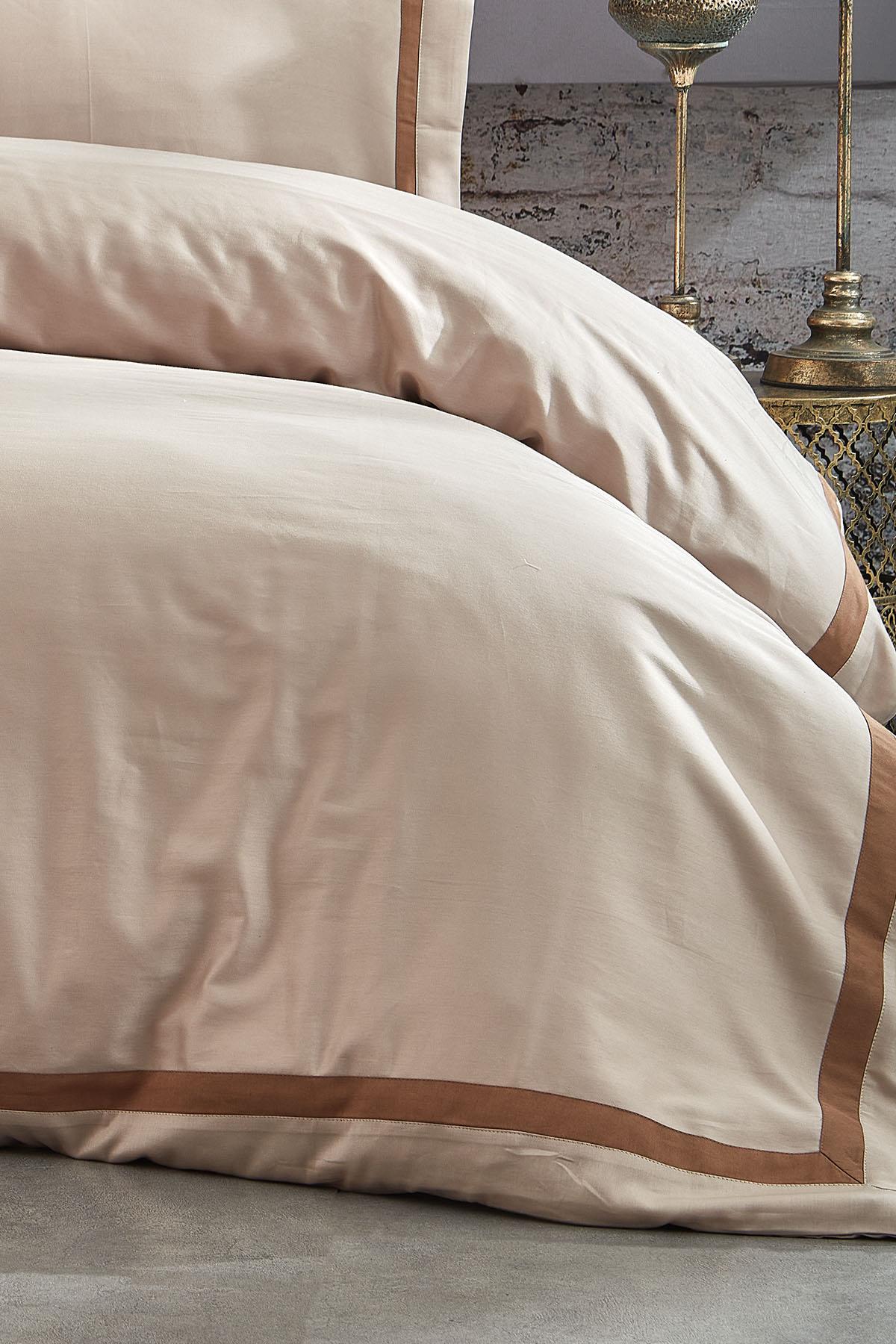 Carisma Piped Cotton Sateen King Size 7-Piece Duvet Cover Set