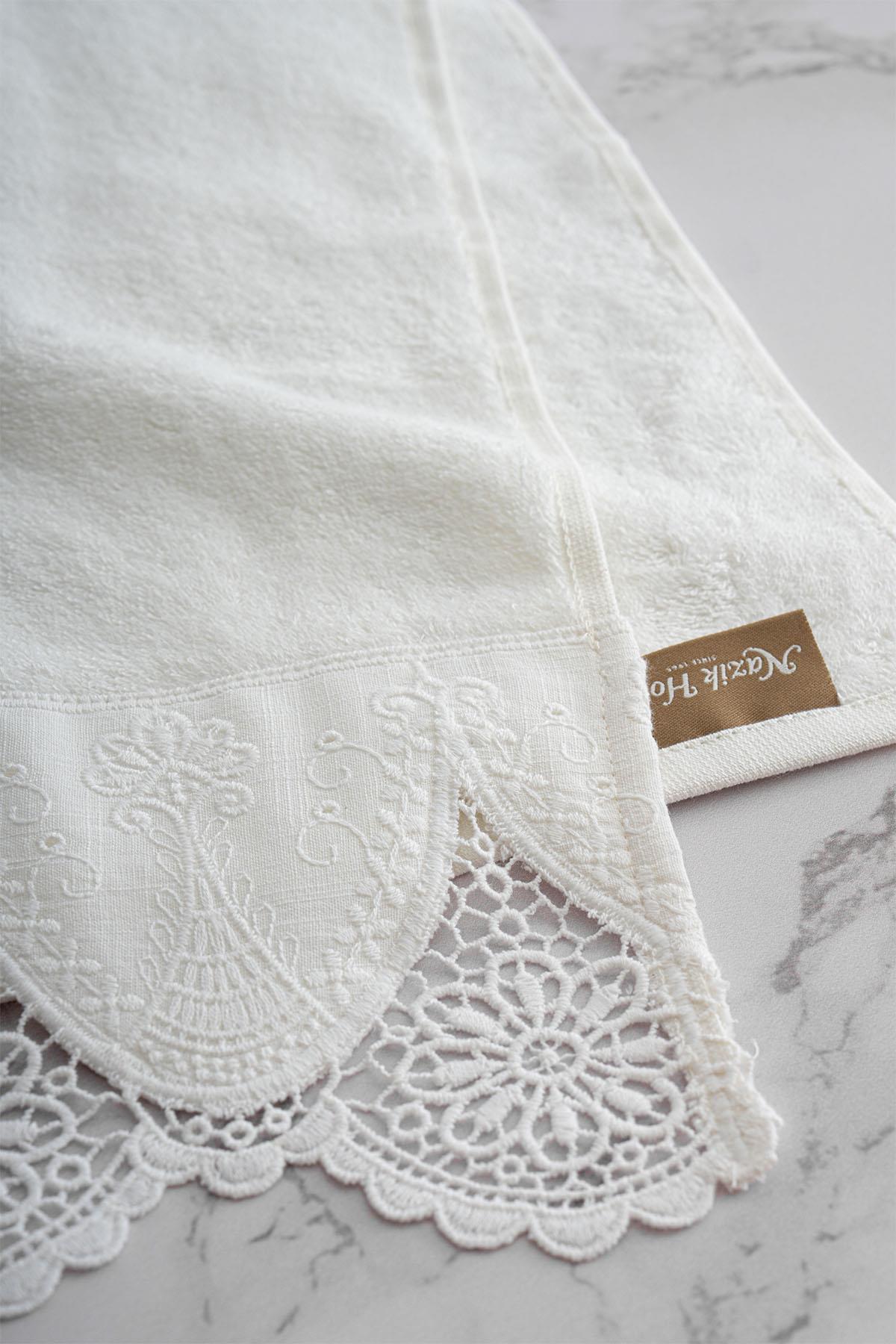 Emma Lace Face Towel (50 x 90 cm)