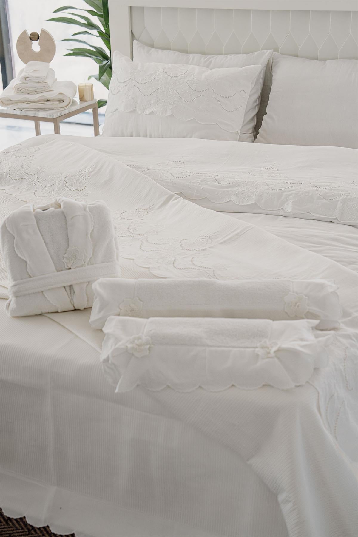 Hanzade Floral Embroidered Double 7 Piece Duvet Cover + Blanket Set