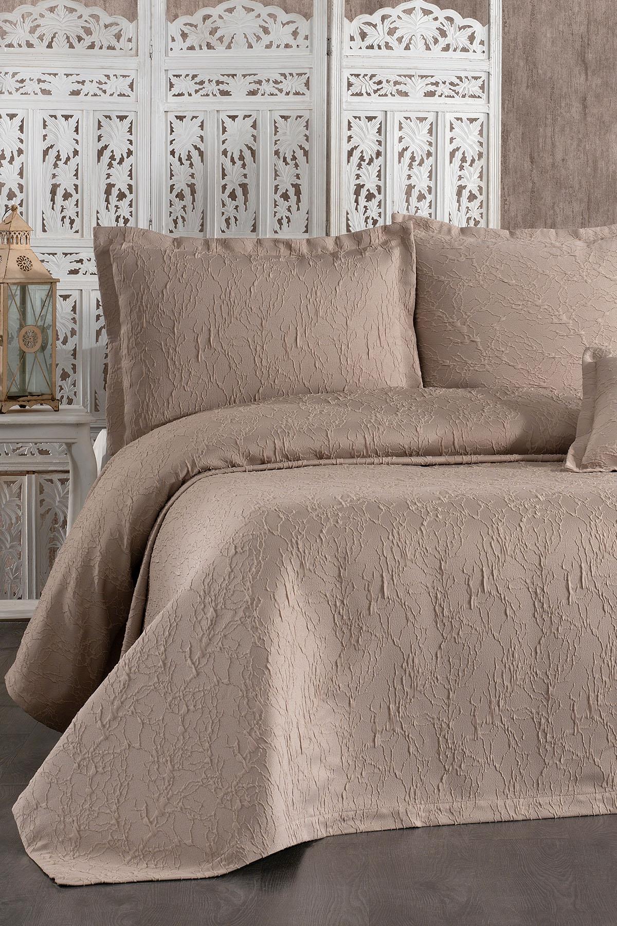 Mitra Embroidered Double Bedspread