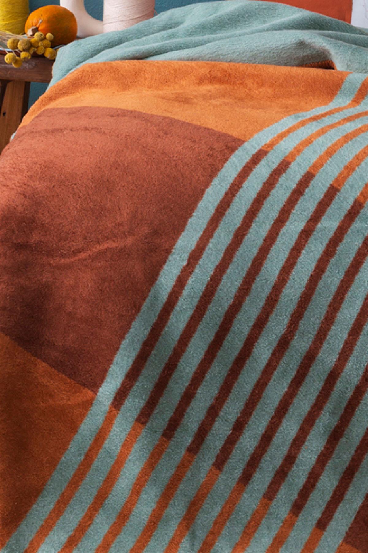 Nevada Cotton TV Blanket (130 x 170 cm)