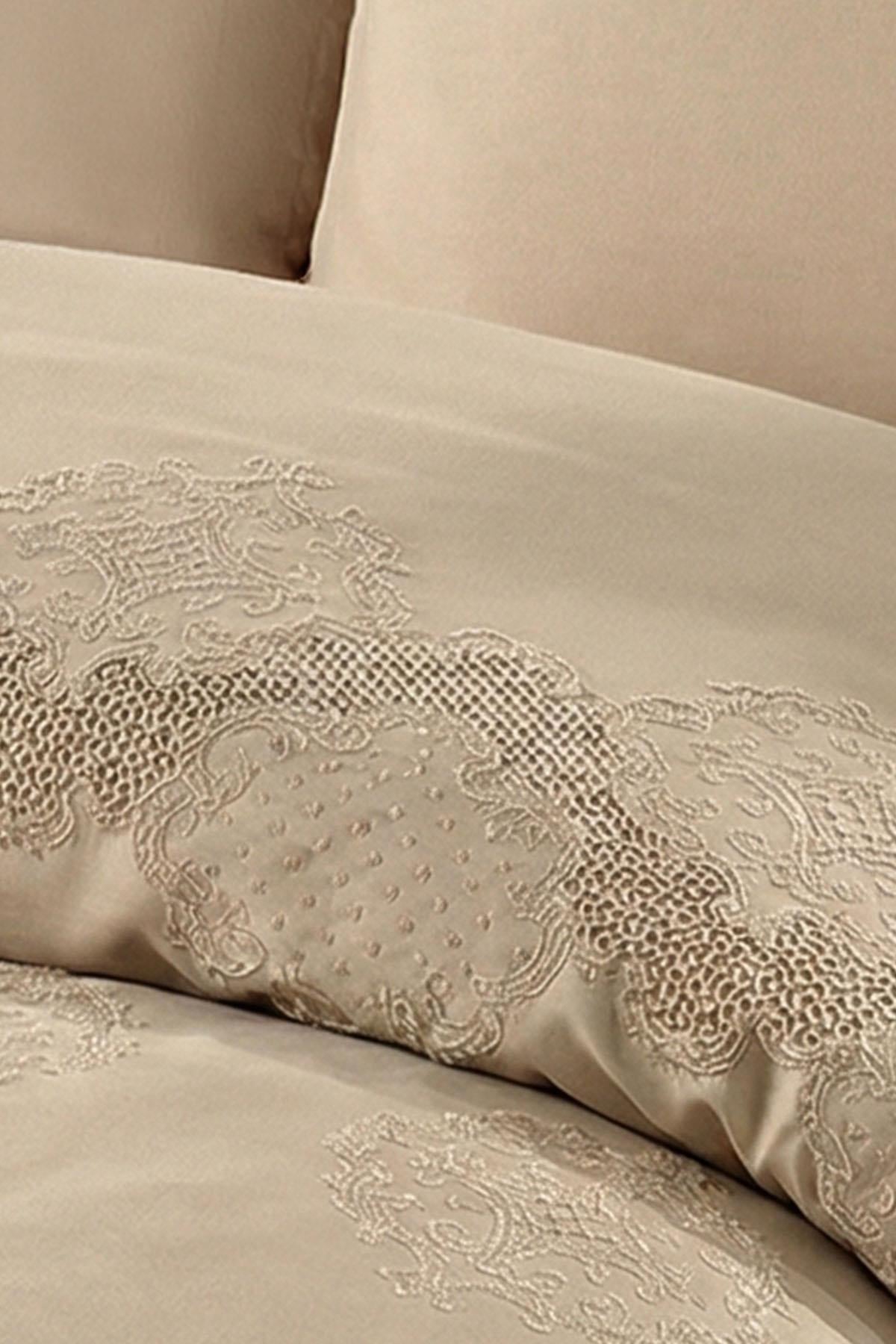 Simena Embroidered Cotton Satin Super King Size 6-Piece Duvet Cover Set